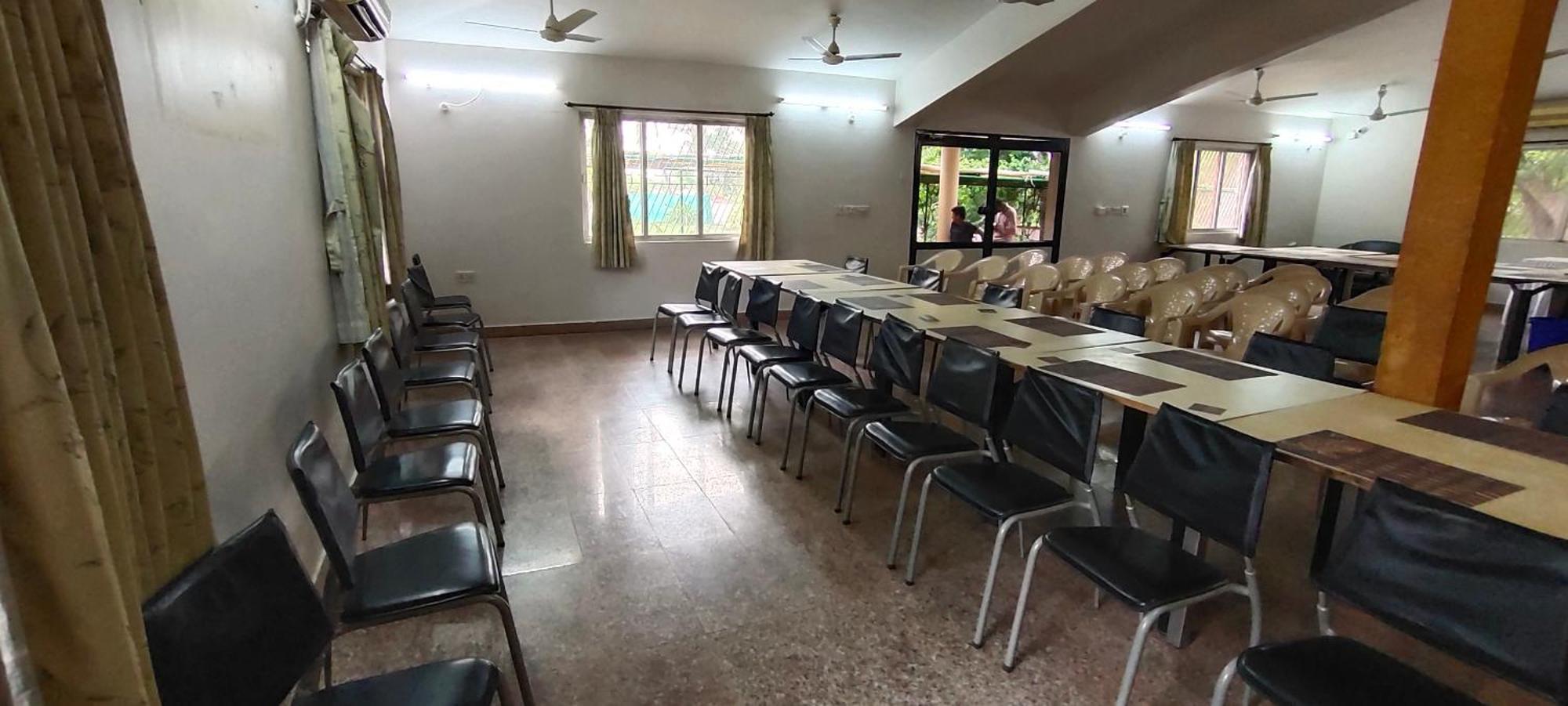 Stay Guru Resort Farm Villa Bhuj Ngoại thất bức ảnh