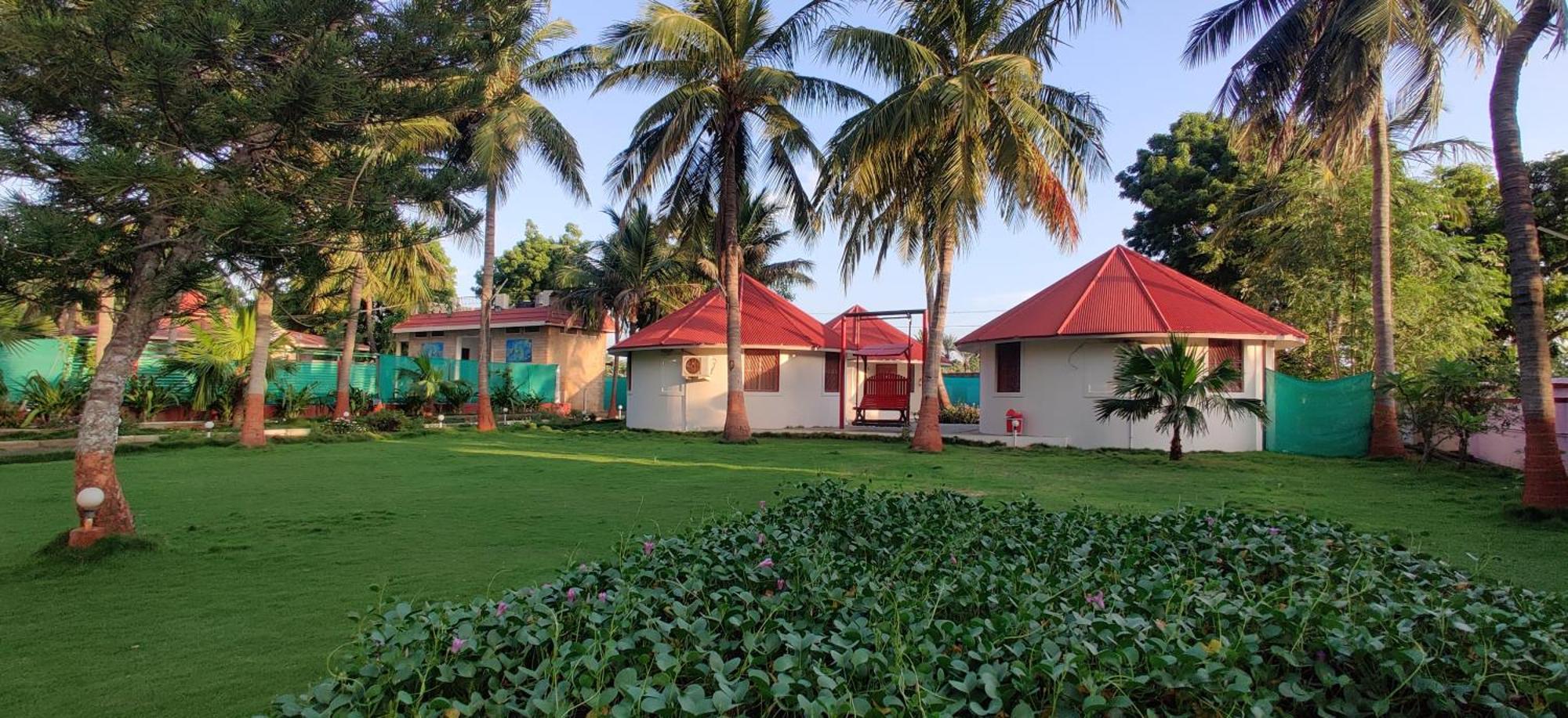 Stay Guru Resort Farm Villa Bhuj Ngoại thất bức ảnh
